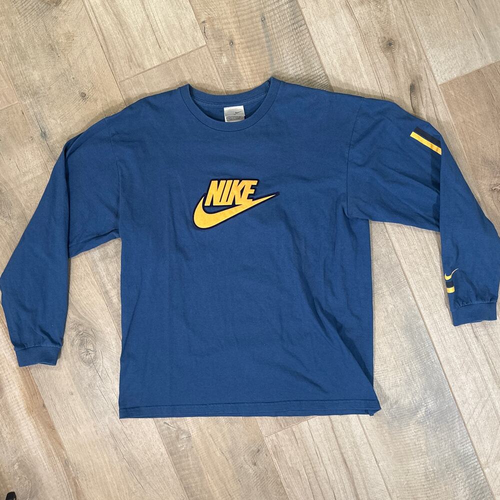 Vintage Y2K Nike Gray Tag Raised Letters Size M Blue long sleeve